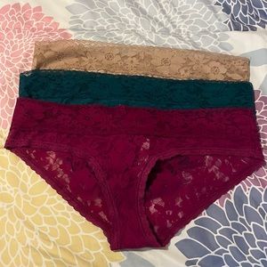 Victoria’s Secret EXCELLENT CONDITION Hiphugger/Hipster Size L 3-Pk